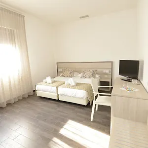 2* Alojamento de Acomodação e Pequeno-almoço Bb Venice Cinzias'